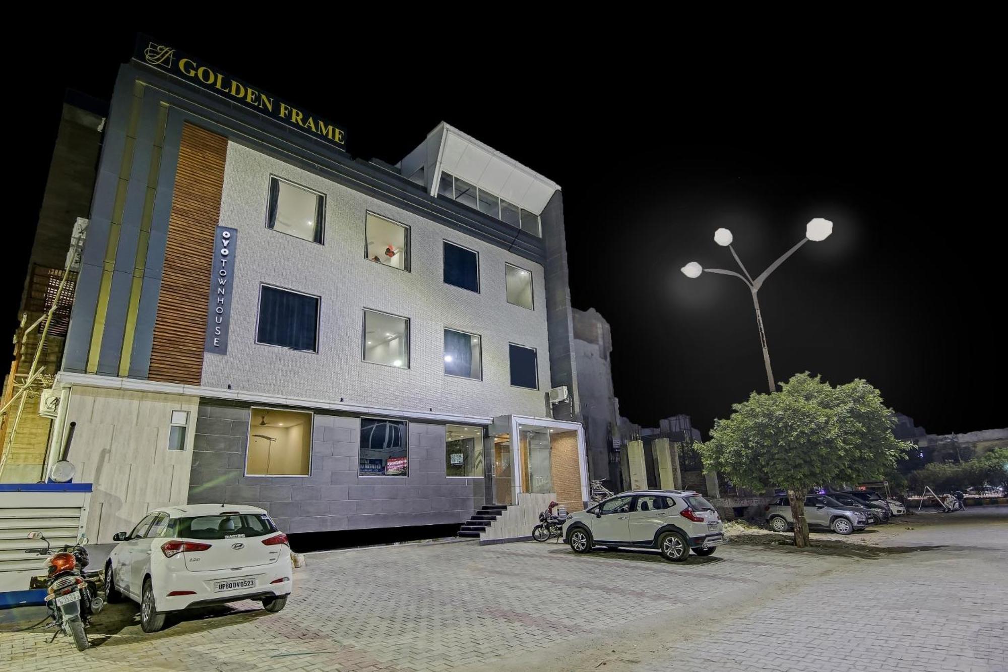 Hotel Townhouse Golden Frame Ghaziabad Exterior foto